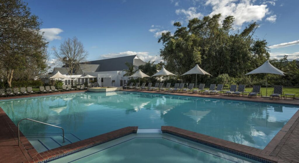 Außenpool des Fancourt Hotels