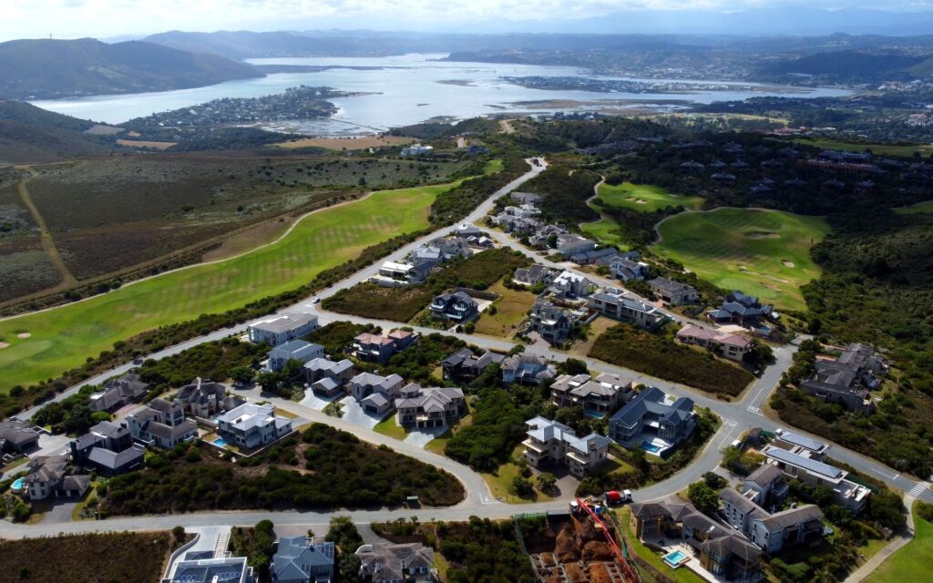 Pezula: Golfanlage mit Blick zur Lagune von Knysna